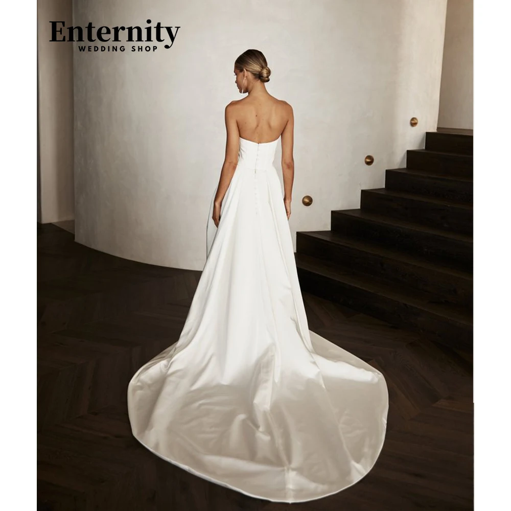 Romantic Mermaid Wedding Gown Strapless Sweetheart Wedding Dress Robe De Mariée Backless Sleeveless Sweep Train Bride Dresses