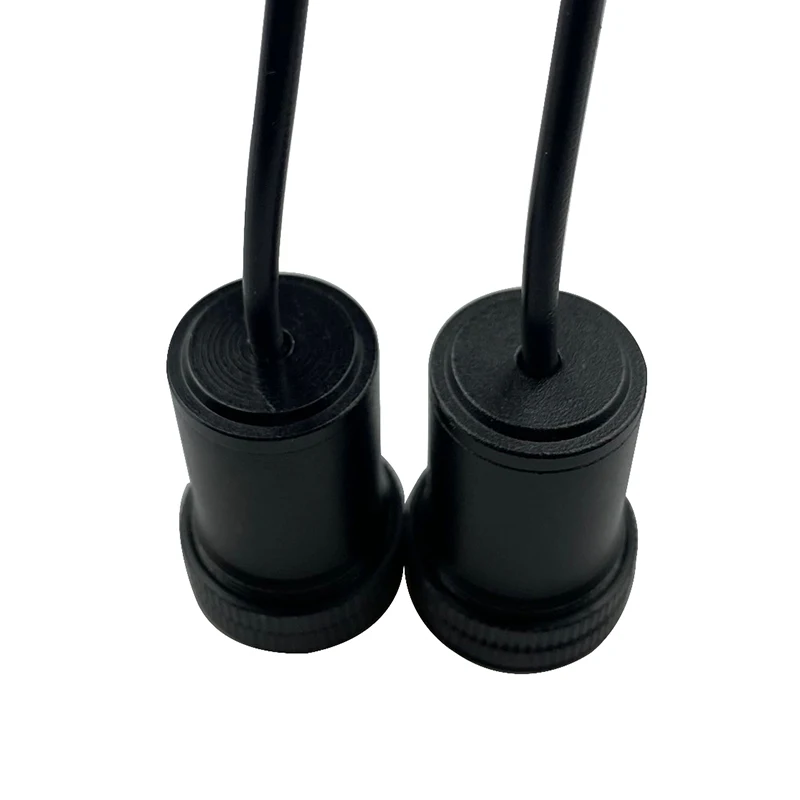 Duleutgnu 2 luci per porte auto, logo di benvenuto Ghost Shadow Definition, decorazione per auto a LED, luci d'ingresso 3D Lente in vetro, colore: rosso e verde