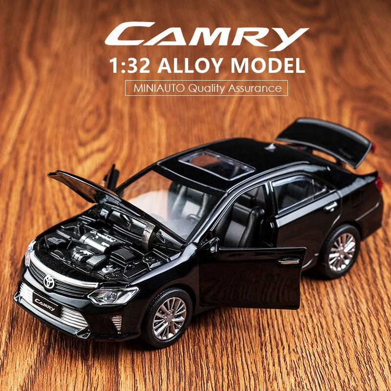 1:32 Seventh Generation TOYOTA CAMRY Alloy Car Model Diecast & Toy Vehicles Metal Toy Car Model Simulation Sound Light Gift 2