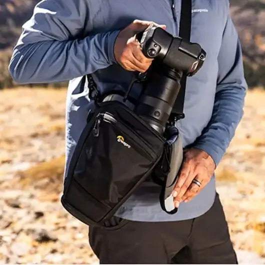 Lowepro cameratas ProTactic TLZ 75 Pro AW III holster cameratas, driehoekige cameratas, borst- en schoudertas_voghion.com