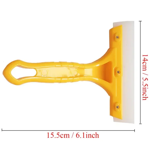 물 와이퍼 실리콘 블레이드로 창문을 깔끔하게 청소하세요.