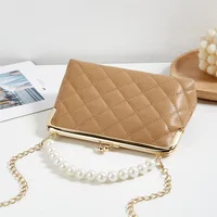 Embroidery Clip Chain Strap Crossbody Pearl Women's Bag 3