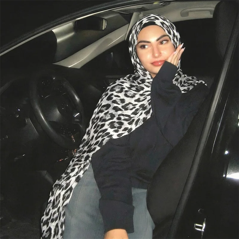 2026 Luxusmarken-Schal mit Leopardenmuster, Baumwollschal, Damen-Wickeltuch, großer warmer Pashmina-Hijab, Kopftuch, Schals, Bufanda, Foulard, Stolen – Detail 10