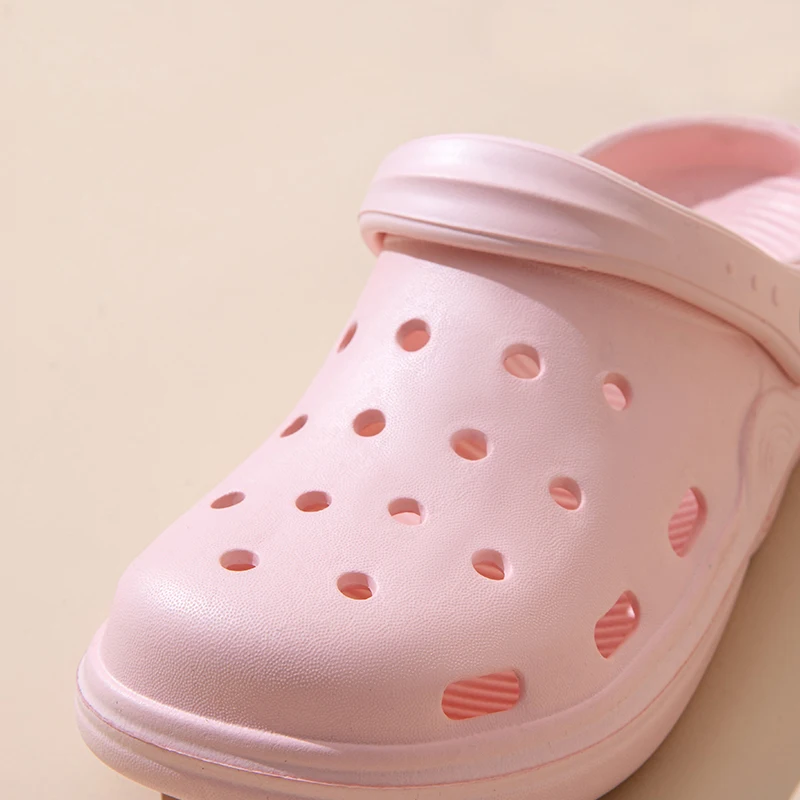 Women Clogs Summer Female Sandals Thick Bottom Home Slides Soft EVA Dry Wedges Platform Garden Shoes Beach Sandals Home Slippers 4