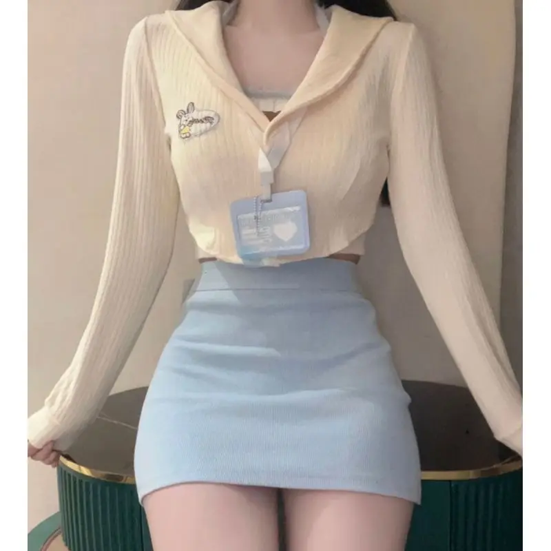

American Retro Girls Slim Fit and Knitted Coat Sweet and Spicy College Style Wrapped Hip Short Skirt Two Piece Set