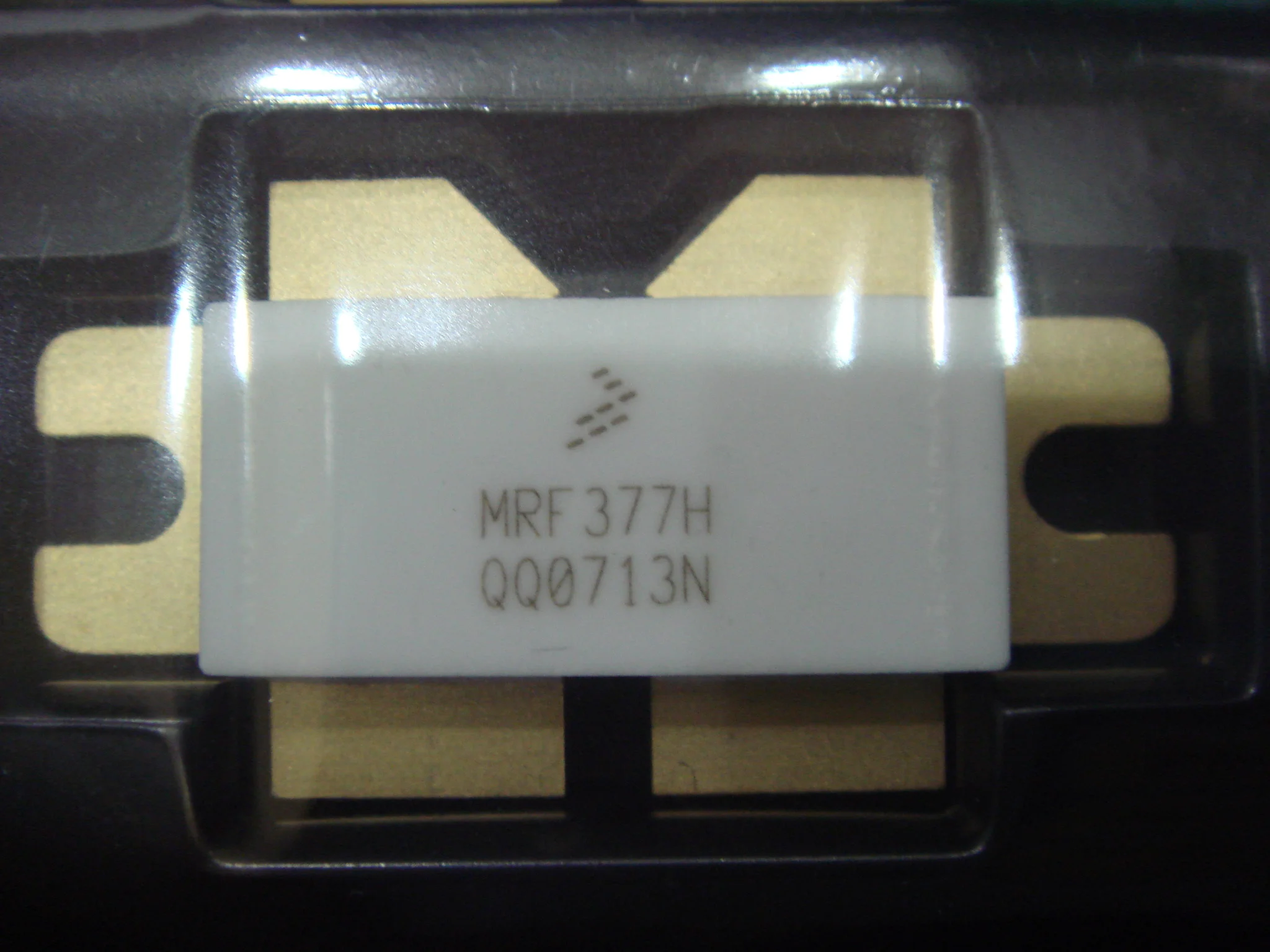 MRF9045MR1 M9045M MRF9045M High frequency tube RF TRANSISTOR Module 1Piece/LOT