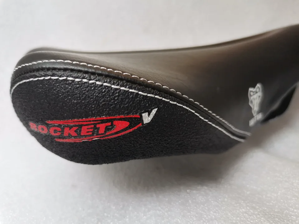 NEW WTB ROCKET V COMP SE SADDLE SEAT MTB CITY BIKE BLACK L268mm x