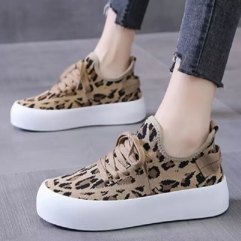 

Thick Bottom Leopard Sneakers Women Breathable Mesh Loafers Platform Ladies Shoes School Girls Tennis Sport Shoes