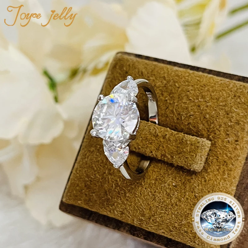 JoyceJelly 럭셔리 웨딩 스털링  반지 3 캐럿 D-COLOR Moissanite 다이아몬드 쥬얼리 여성용 클래식 4 클로 디자인