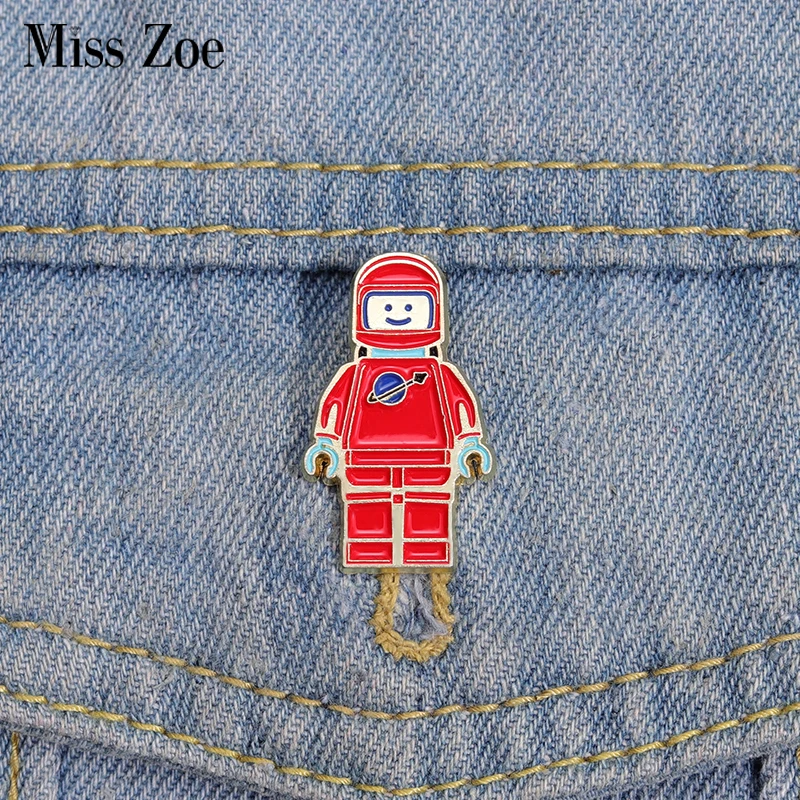 Astronaut Emaille Pins benutzer definierte Kosmonauten Raumfahrer Broschen Revers Abzeichen Cartoon Spiel Charakter Schmuck Geschenk für Kinder Freunde