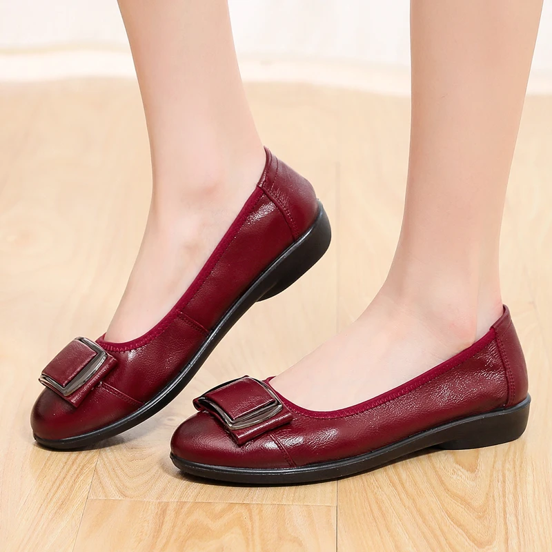 40-41-43 extra large size women's shoes leather shoes 34 shallow mouth cowhide mother shoes 42 all-match flat leather shoes wome