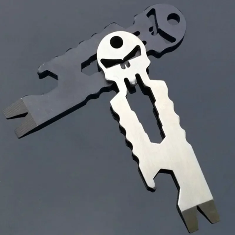 Multi Function Tool Tactical Keychain Keychain Tool Stainless Steel Tactical EDC Carry-on Pocket Outdoor Multi-function Tool Skull Keychain Screwdriver Crowbar