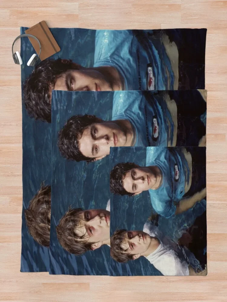 Ryan and Seth Throw ���, ���� �̺�, �غ� ���