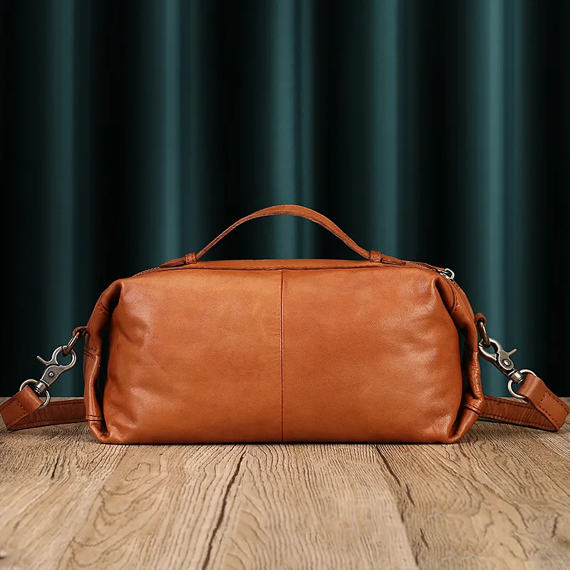 

2023 New Fashion Casual Boston Bag Leather Handbag Large Capacity Women's Bag