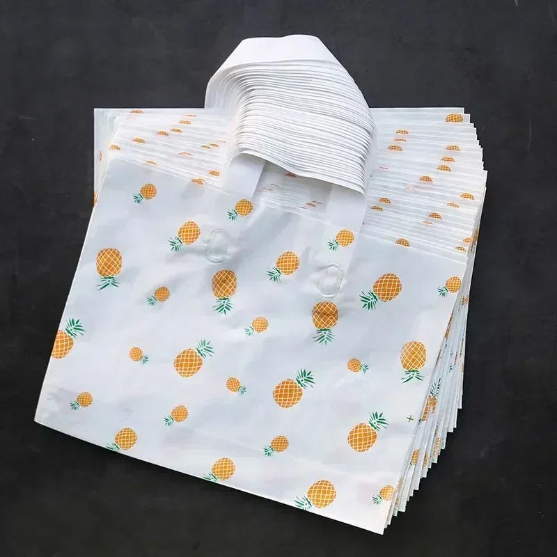 50pcs Plastic Tote Bags Clothing Shoes Shopping Bag Portable Gift Packaging Jewelry Candy Christmas and New Year Party Supplies 5