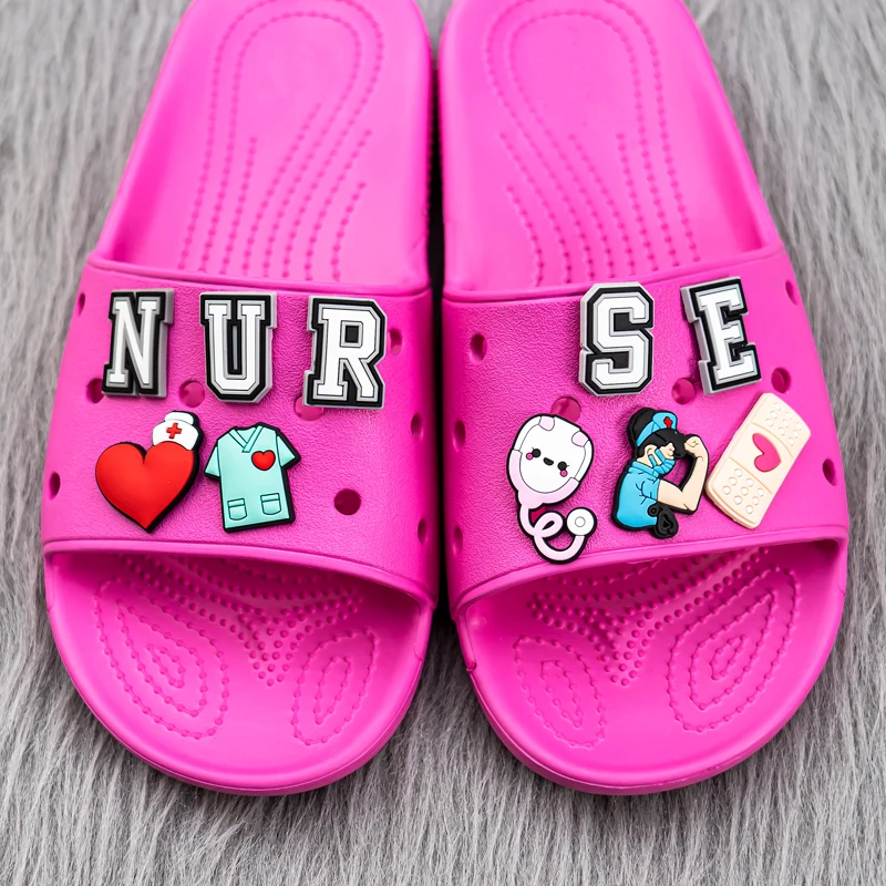 13 stücke Krankens ch wester Schuh Charms Thermometer Spritzen Schuh Charms Pillen Schuh dekorationen Zubehör Herz Garten Sandale für Frauen Geschenke – Detail 1