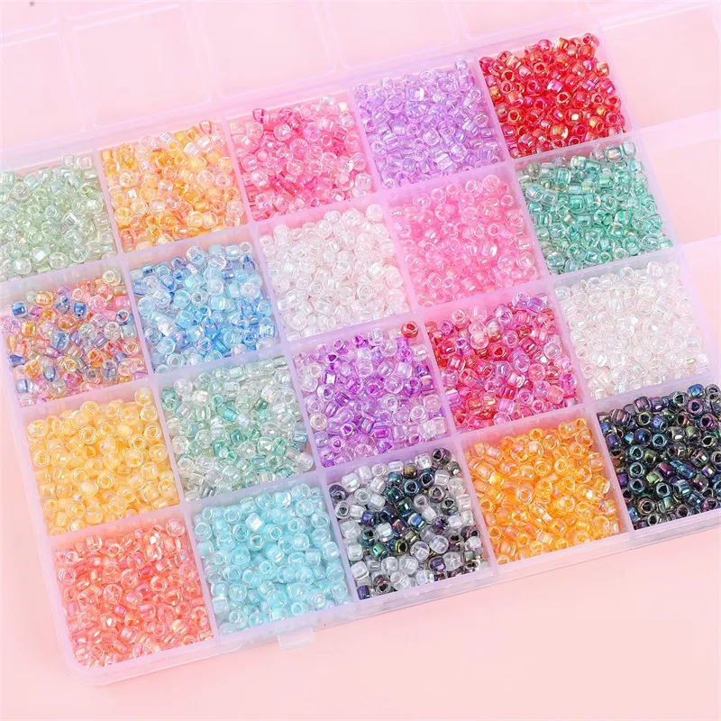 Glass Seed Beads About 840pcs/bag Irregular 4mm Iridescent Dyed Core Triangle Spacer Loose for DIY Handmade Jewelry Accessories