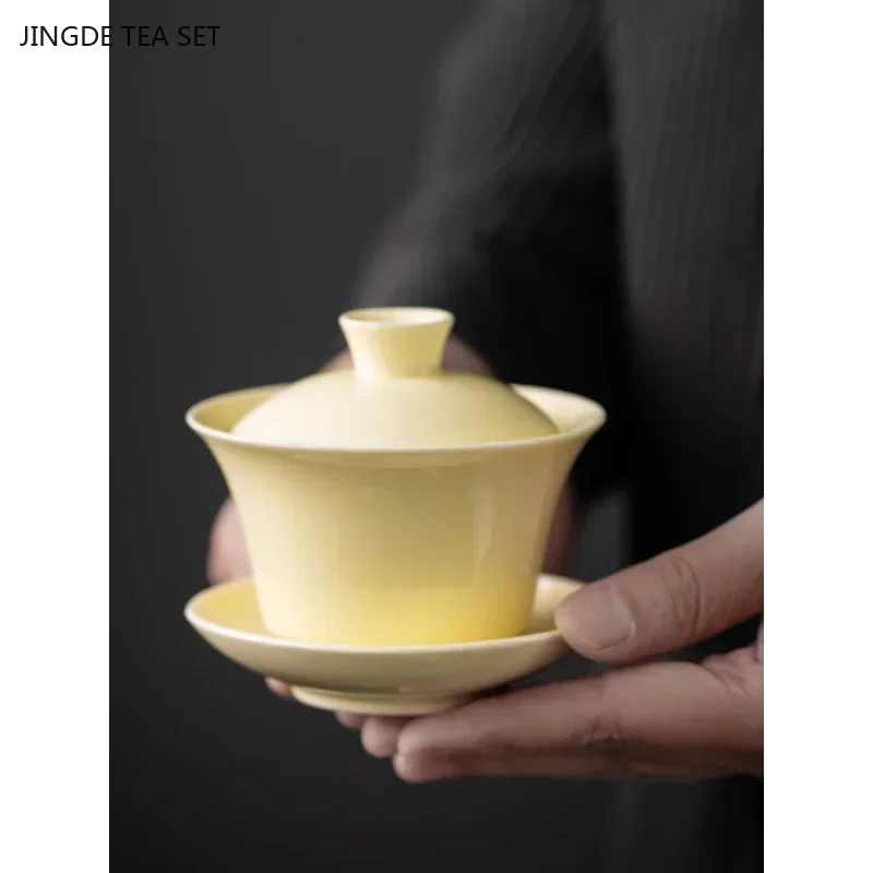 1PCS Yellow exquisite ceramic tea set Handmade gaiwan teacup traditional porcelain tea accessories with covered teacup tea set