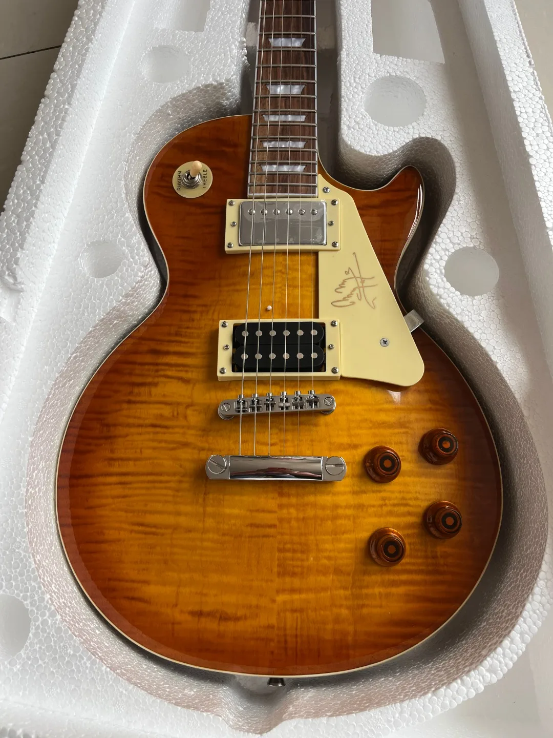 Description Picture 5 of itemElectric guitar, high-quality string instruments, music, sports and entertainment, fast and free shipping @2