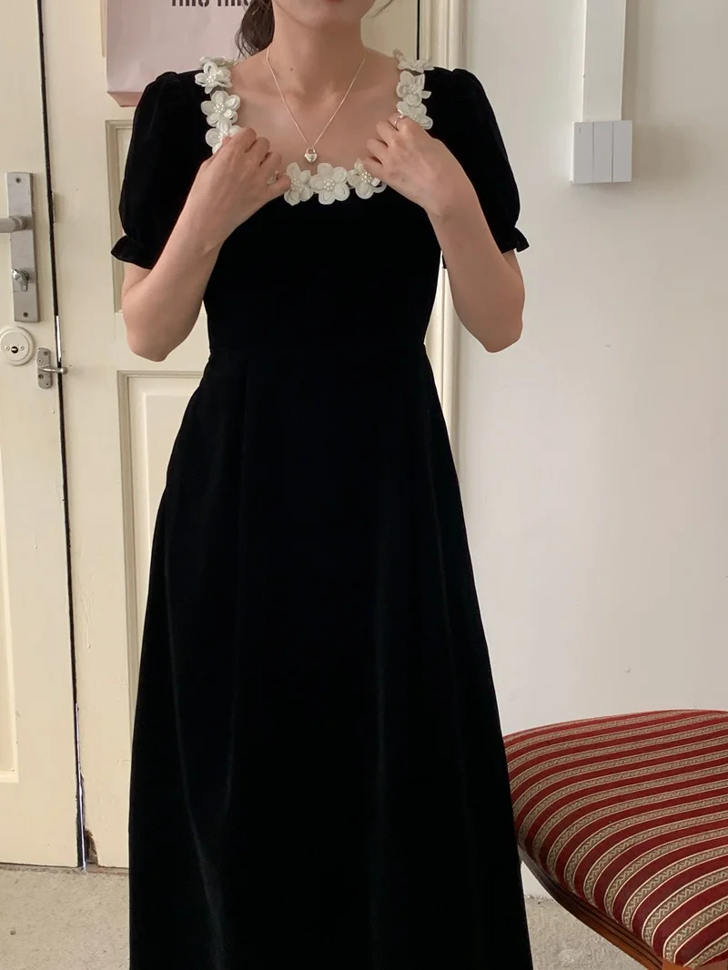 Autumn French Vintage Black Velvet Midi Dresses for Women Puff Sleeves Square Collar A-line Korean Fashion Vestido Mujer New