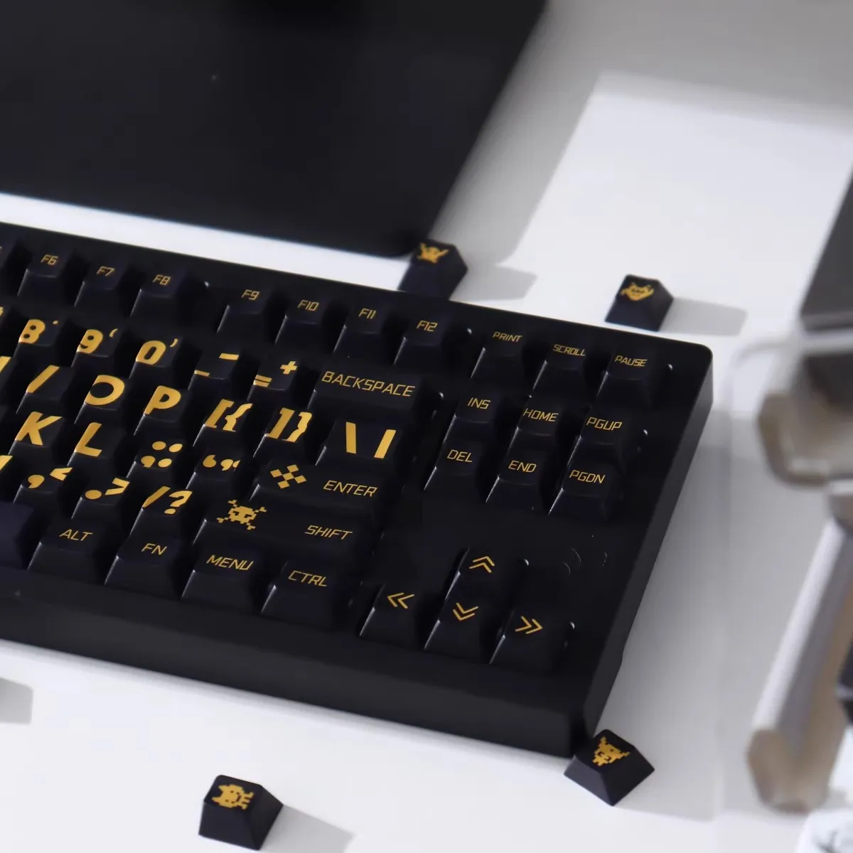GMK 130 keys Black Gold Letters Keycaps PBT Dye Subbed Key