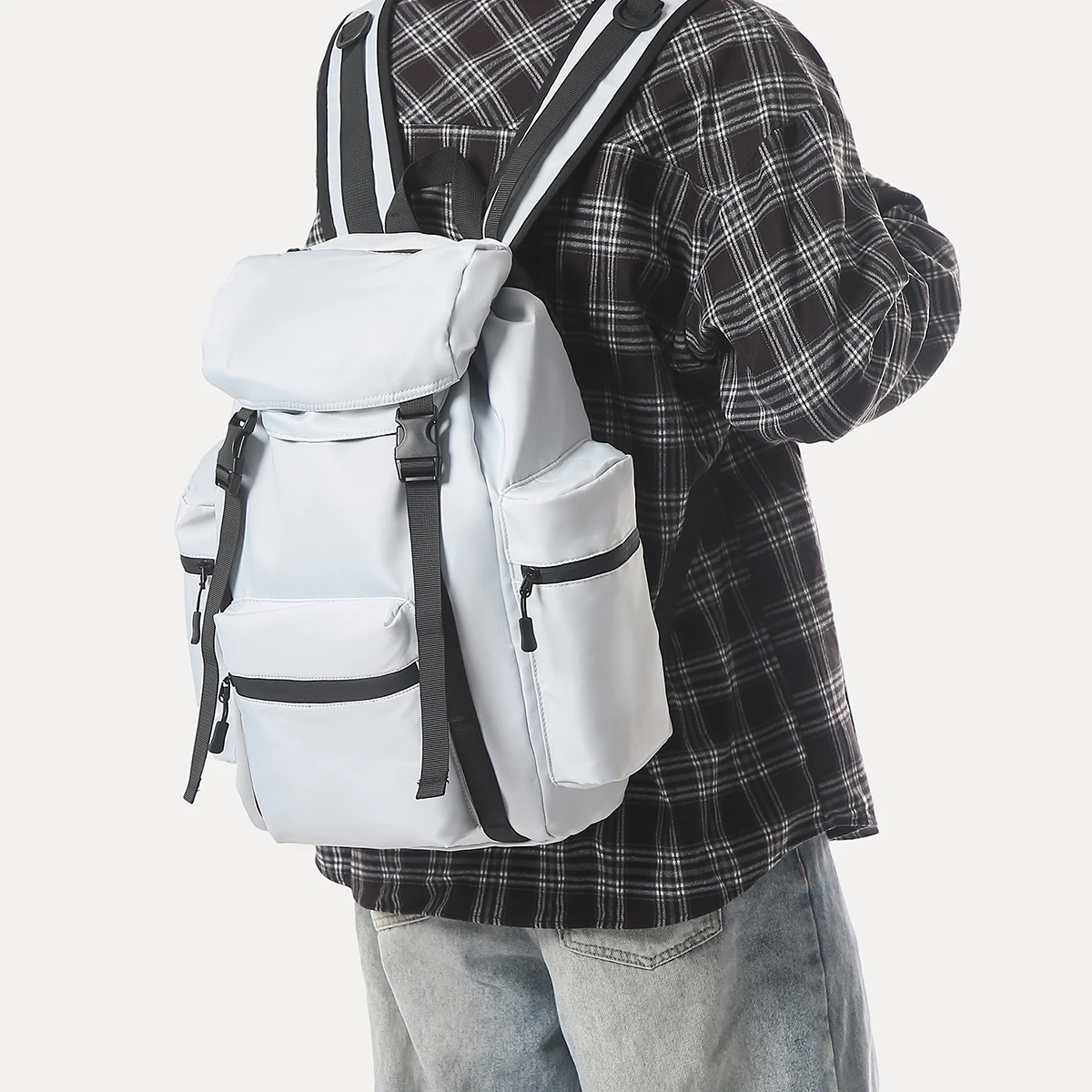 New Outdoor Large-Capacity Waterproof Lightweight Drawstring Backpack for Women, Travel Mountaineering Computer Backpack, Male Student School Bag, High School Student