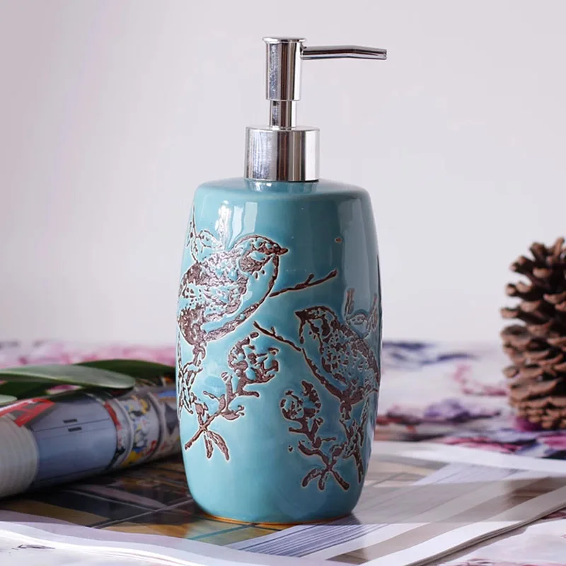 Vintage Inspired Brass Soap Pump Holder – Pepe & Carols