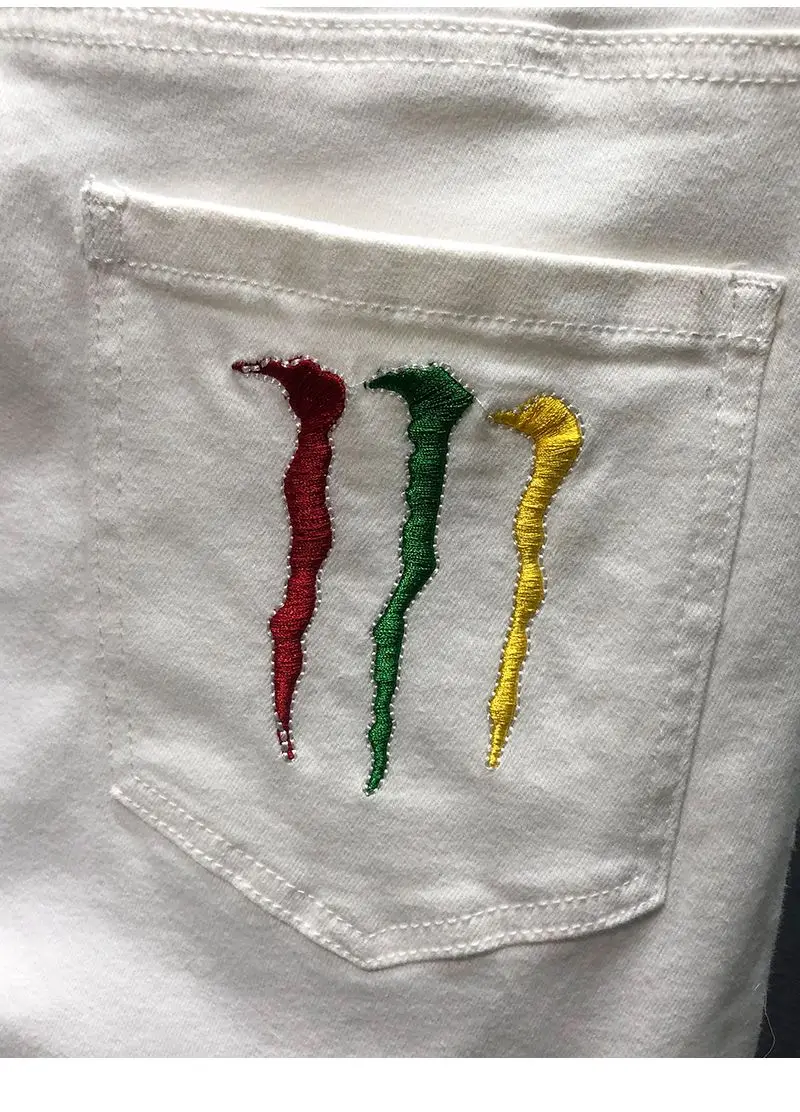 2023 new men's casual white embroidered denim shorts, casual