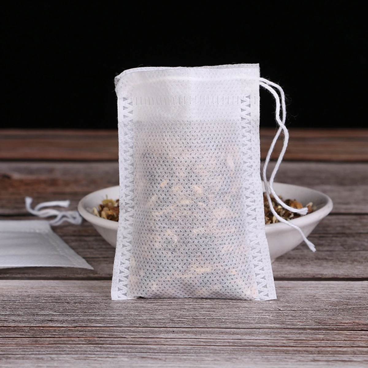 Disposable Tea Bags Disposable Tea Filter Bags 100pcs Degradable Tea Bags Large Size Disposable Tea Bags for Spice Herb Loose Infuser with String Heal Seal Filters Teabags