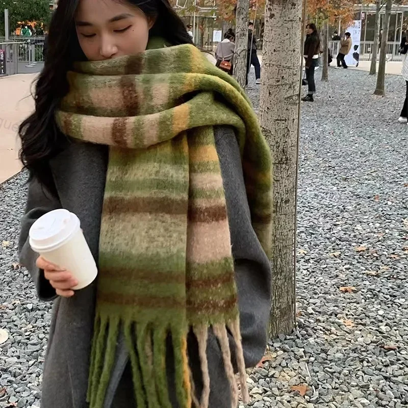 Winter Warm Plaid Fringe Schal Frauen Vintage Verdicken Farbe Schal Paar Ins Koreanische Veet Marke Schals Herbst Im Freien_voghion.com