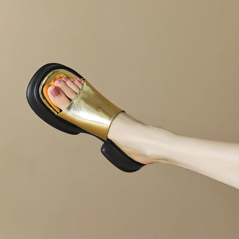 

Matsuke Thick Sole Slippers for Women's Summer New Step on Shit Feeling One Word Slippers Advanced Feeling Cool Slippers