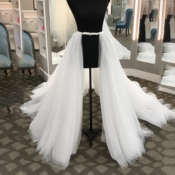 

long 2M Detachable Skirt for Wedding Dress 4 Layers Tulle Chapel Train Front Slit Removable Train for Bridal Wedding Accessories