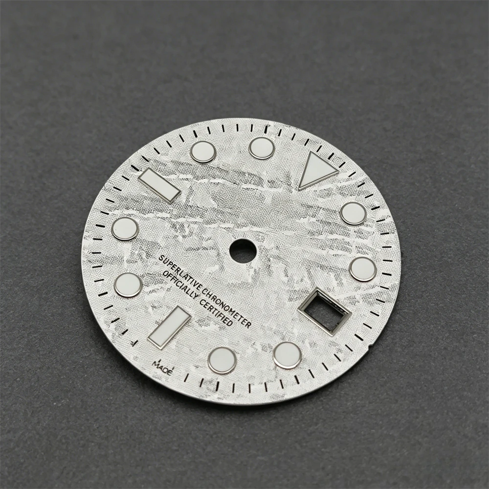 삼각대 Hilegu HL00101498 28.5mm GMT 다이얼 8215 2813 무브먼트 랜덤 패턴 블루 루미너스 시계 페이스 삼각대 액세서리