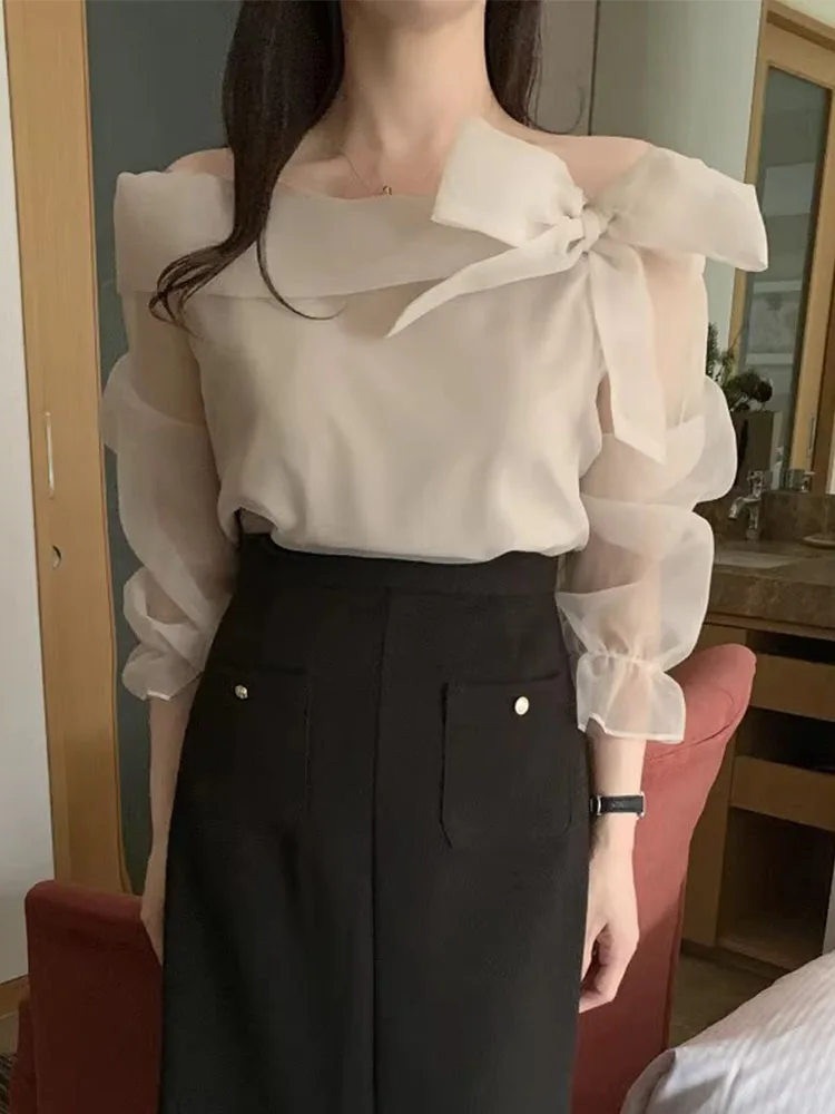 KUSAHIKI 여성용 오프숄더 활 타이, 플레어 슬리브, 메쉬 셔츠, 한국 시크 용수철, 패션 탑, 2024 신상 셔츠
