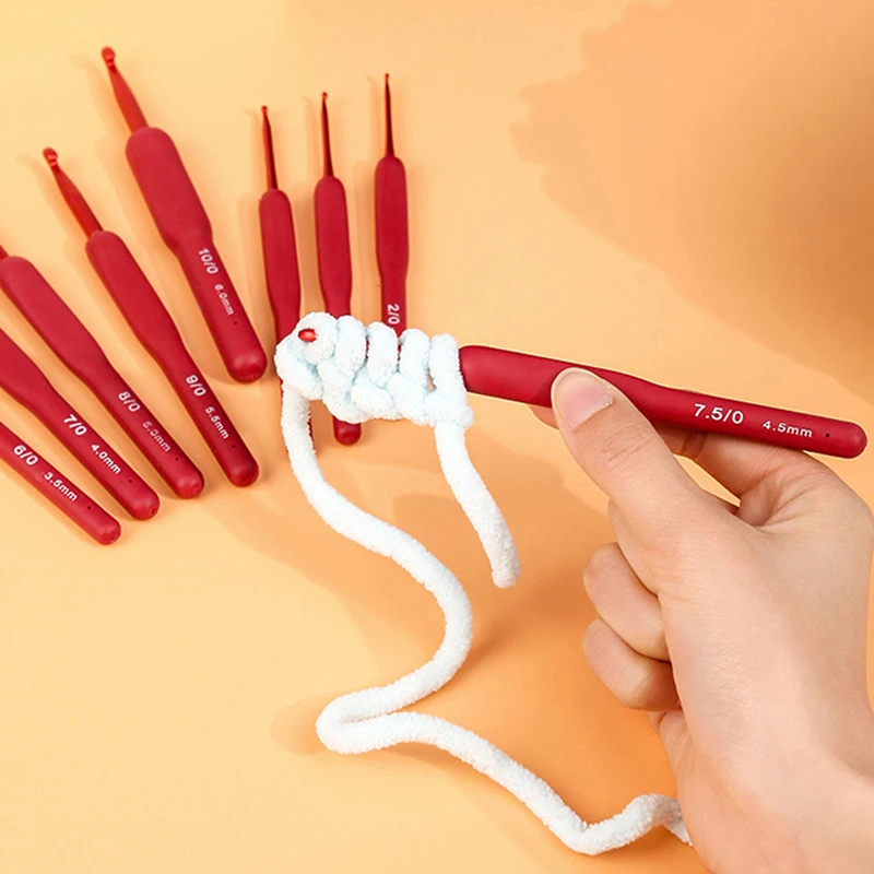 1PC Red Crochet Hook Silicone Handle Aluminum Hand Knitting Needles Crocheting Weave Crafts Hooks 2/2.5/3/3.5/4/4.5/5/5.5/6mm