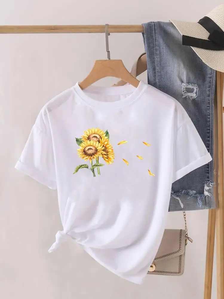 thumbnail image 1 of Camiseta estampada de manga corta para mujer, ropa con estampado de flores dulces de los años 90, Top para mujer, camiseta para mujer, ropa con cuello redondo, 1 of 5