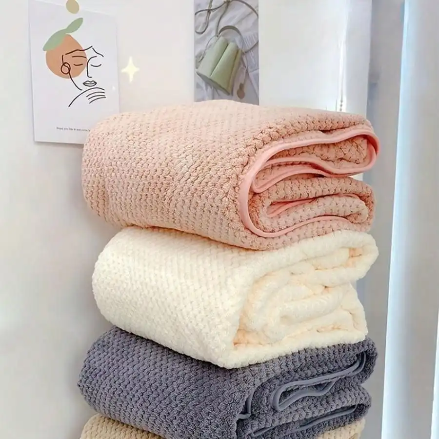 Baby Bath Towel Soft Coral Velvet Absorbent Suitable for Beach Home Bathroom bath towel