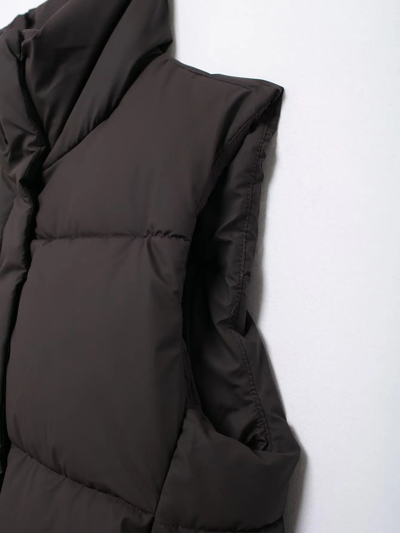 Vest Coat Women's Jackets Black Sleeveless Tops Winter Warm Waistcoat Streetwear Fashion Tops 2024 inszart Solid Woman Outwear