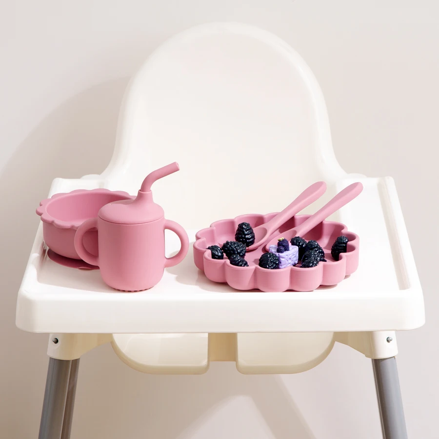 Silicone Feeding Set Color Kids BPA Free Silicone Baby Feeding Set 4Pcs Cartoon Shape Sucker Diishes Plate Suction Bowl Feeding Spoon Fork Sippy Cup Silicone Meal Set Baby Tableware Set