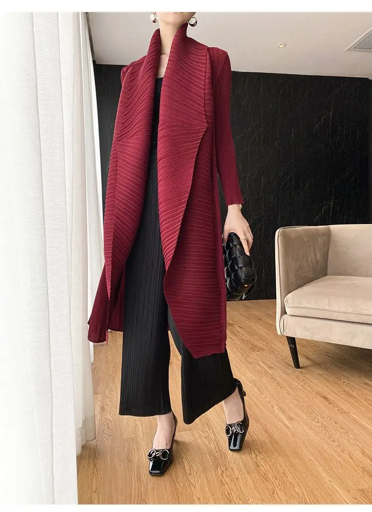 Luxury Pleated Coat New Turn Down Collar Long Sleeve Mid-length Trench Coat Oversized Windbreaker Cardigan High-end Chic Jackets