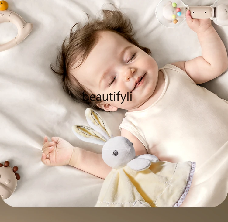 Newborn hand rattle gift box Baby 0-1 year old molar glue can bite and soothe baby toy