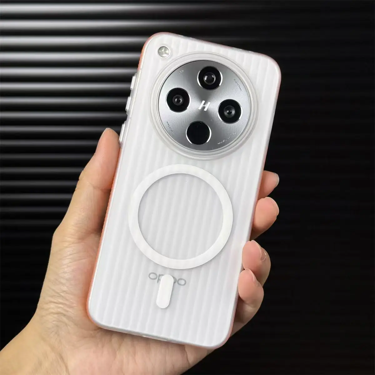 Corrugated Anti-Skid Chain Transparent Magnetic Shockproof Phone Case