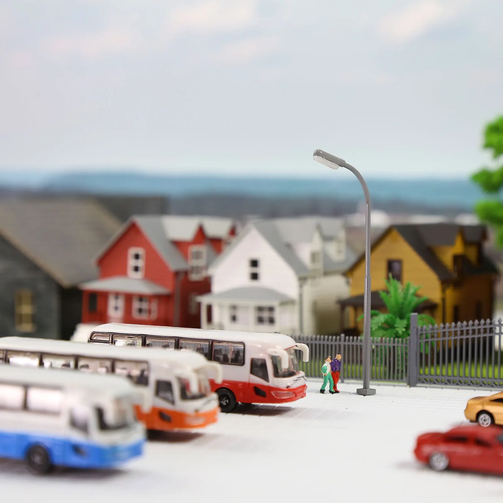 5 Pezzi Modellini Treni In Scala N 1:160 Lampada In Metallo Lampione Led Bianco Brillante Paralume Ld03Nwgr