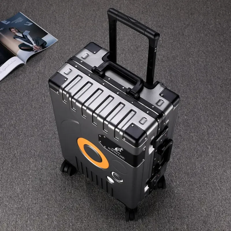 Aluminum Frame Suitcase With Silent Wheels And Combination Lock_voghion.com