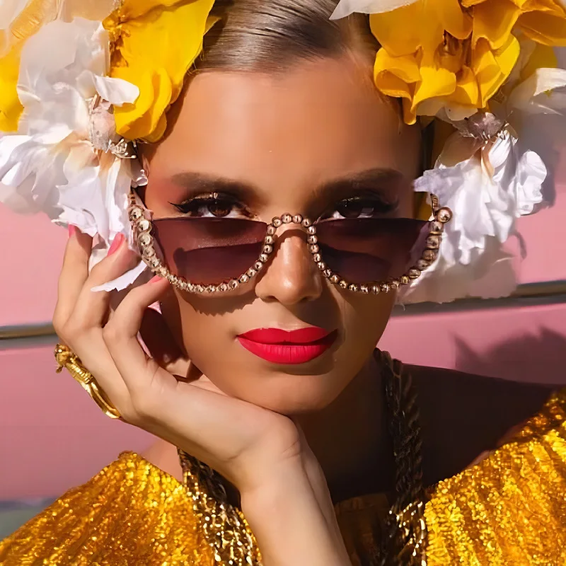 

Advanced Sensation Face Small Fashion Sunglasses New Half Frame Diamond Sunglasses