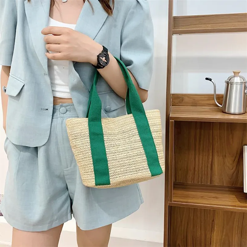 Chic Straw Woven Beach Tote Bag for Women Lightweight Woven Handbag Shoulder Bag, Perfect for Summer Vacations Pool Days, Travel