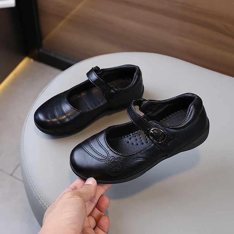 Girls Princess Leather Shoes School Versatile Children Uniform Flat Shoes Embroidered Performance