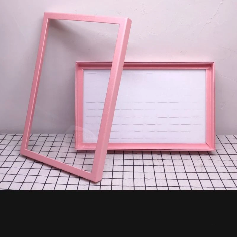 תיבת טבעת בעלת 100 מיקומים, תצוגת טבעת ספוג סוודה מקרטון לאחסון תכשיטים, תצוגת טבעות, כפתורי מניעה ותיבת תכשיטים