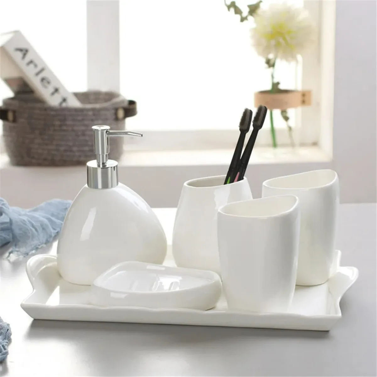Home Washing Part Nordic Bathroom Wash Accessory White Ceramic Soap Dispenser Bottle Mouthwash Cup Soap Dish Toothbrush Cup 2