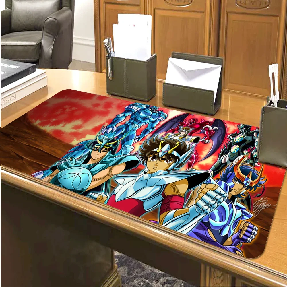 Игровой коврик для мыши в стиле аниме Saint Seiya, компьютерные геймеры, подкладка для мыши с замком по краям, клавиатура xxl900 x 400 мм, Настольный коврик для ПК, Csgo, LOL, DOTA2